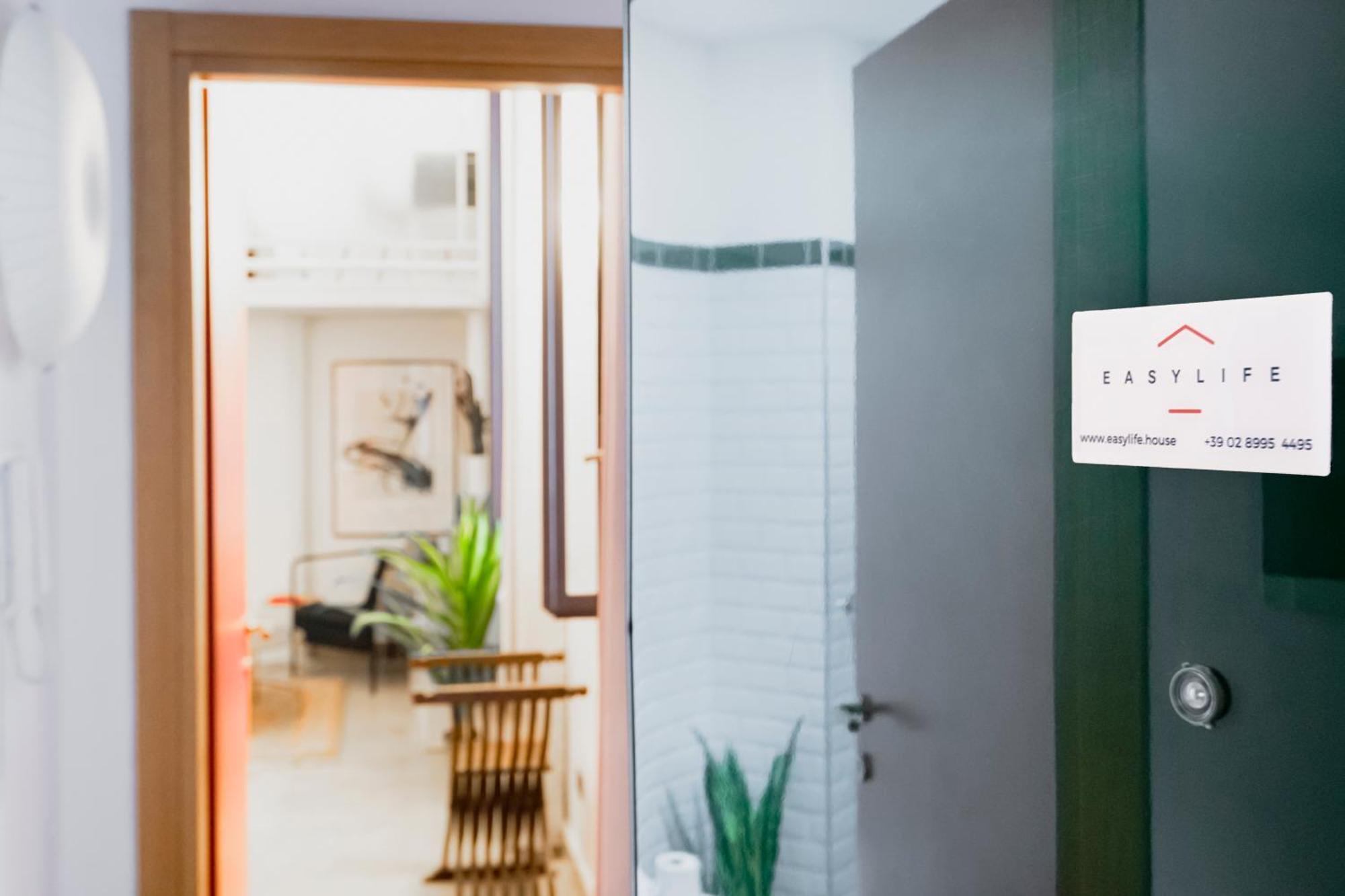 Apartament Easylife - Accogliente Monolocale In Via Torino, Posizione Perfetta Per Scoprire La Citta Mediolan Zewnętrze zdjęcie